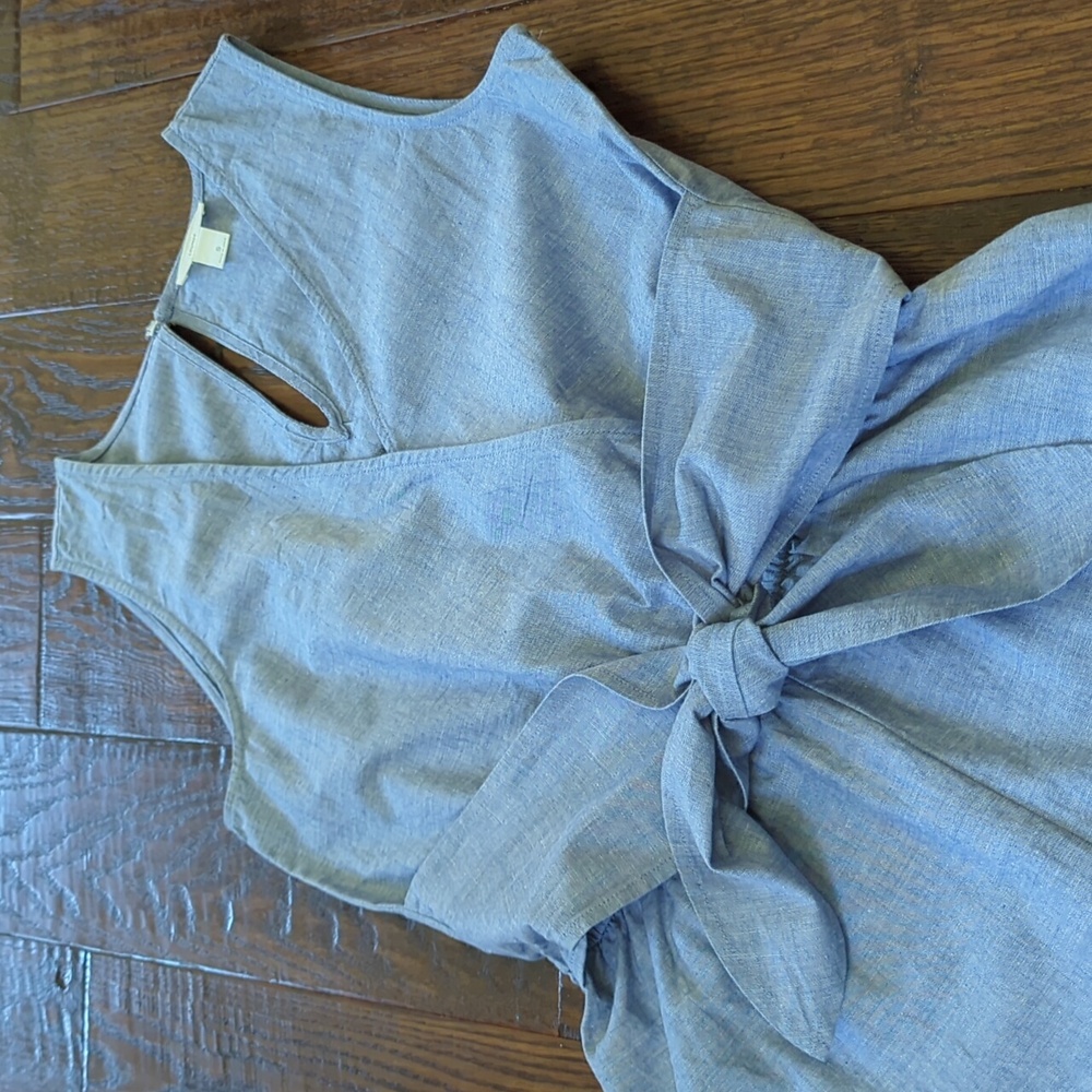LOFT I Blue Chambray Lightweight Cotton Sleeveless Tie Front Shorts Romper, S